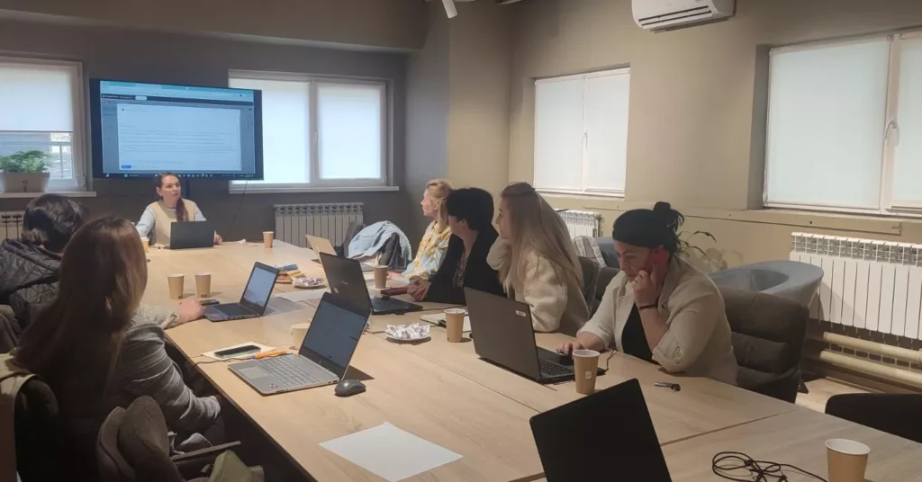 Două zile de învățare, strategie și digitalizare pentru membrele FAR